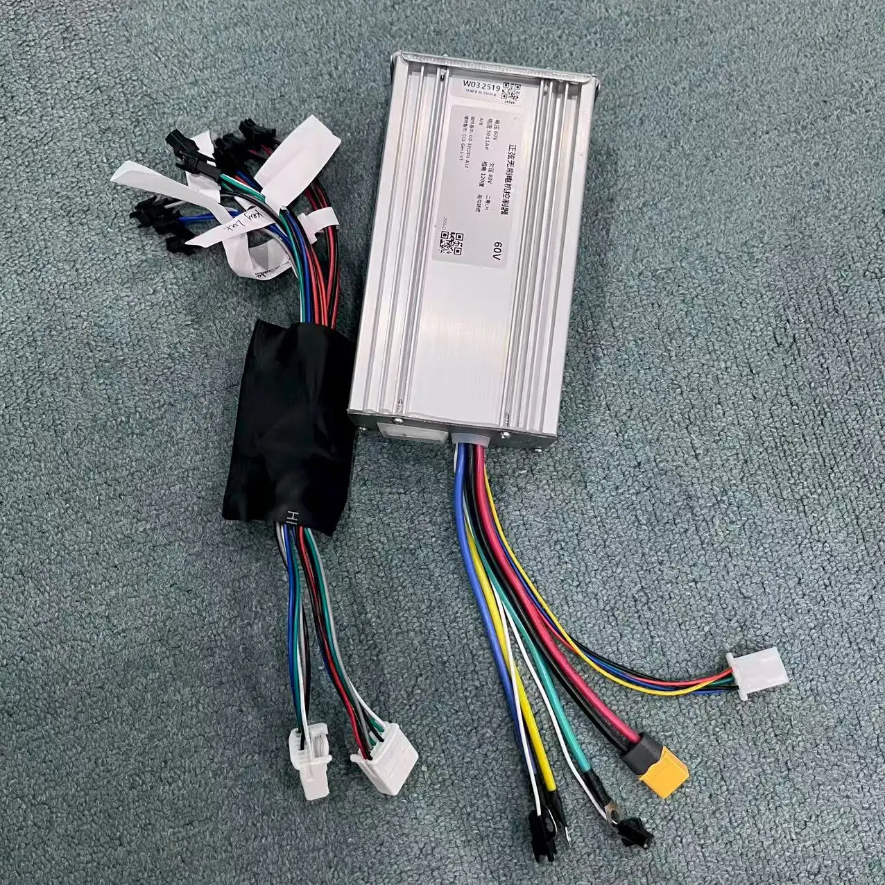 Высококачественный комплект ко – обзор и цена 60V 5600W Dual Motor Electric Scooter